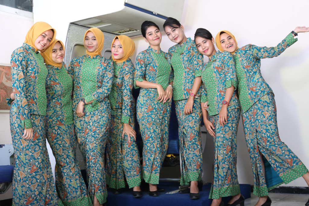 seragam sekolah pramugari